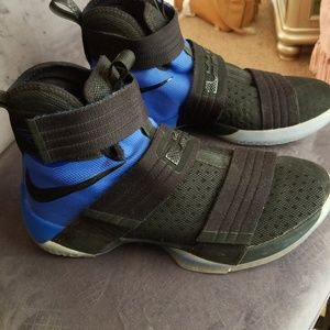 Nike lebrons soldier ten